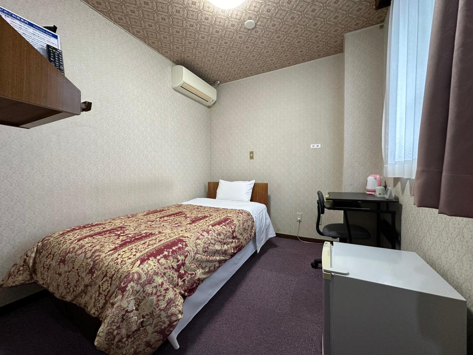 Business Hotel Ishimura Mibu Luaran gambar
